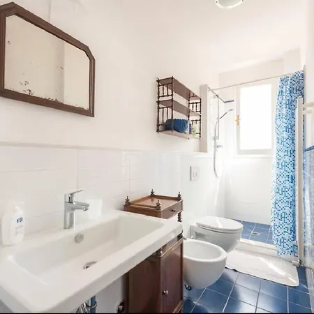 Airy One Bedroom With Terrace Near Palazzo Pitti Apartamento *