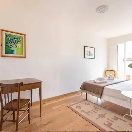 Airy One Bedroom With Terrace Near Palazzo Pitti * Florencia
